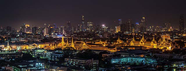 Vistas de Bangkok de noche