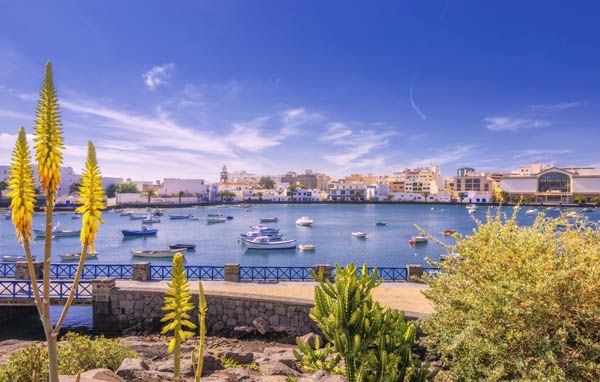 Frente a Arrecife, consejos para viajar a Lanzarote