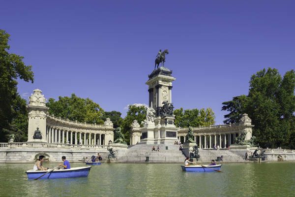 Parque del Retiro Madrid, qué hacer con niños en Madrid