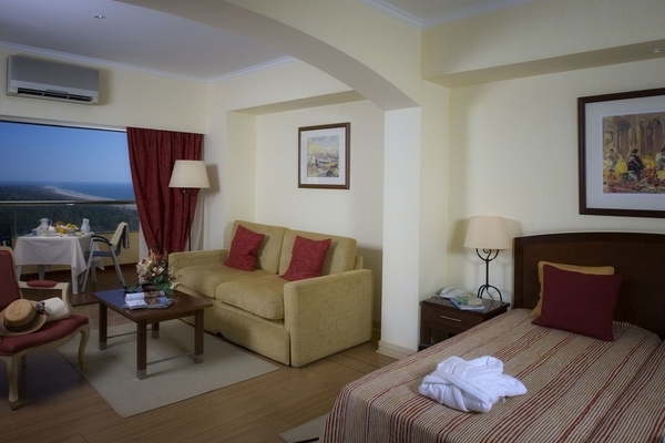 Los mejores hoteles del Algarve: Hotel Yellow Praia Monte Gordo