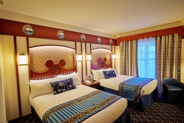 Disney’s Newport Bay Club, Hoteles Disneyland París