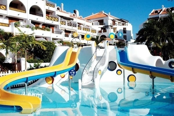 Apartamentos Parque Santiago, Playa de las Américas. Hoteles con toboganes en Tenerife